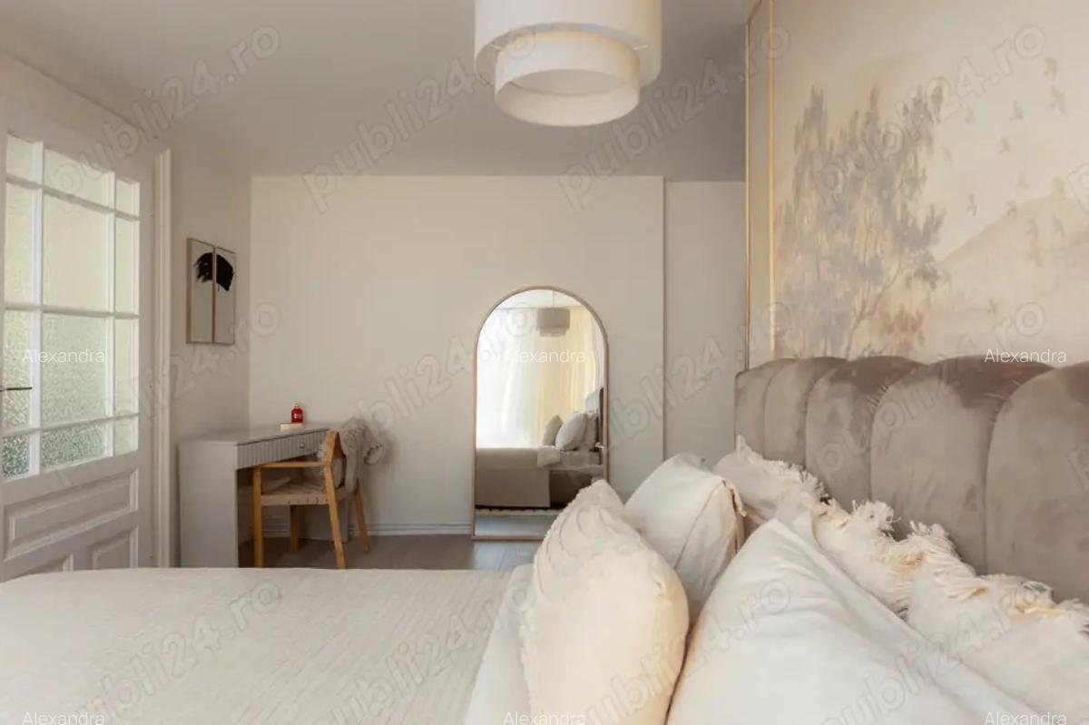 Corp de Casa cu 2 Camere, 2 Bai ?i Parcare Privata - aproape de Centru - 2