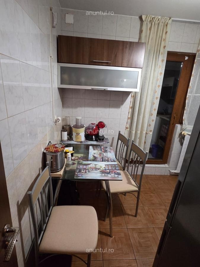 Vacaresti, Piata Timpuri Noi - 2