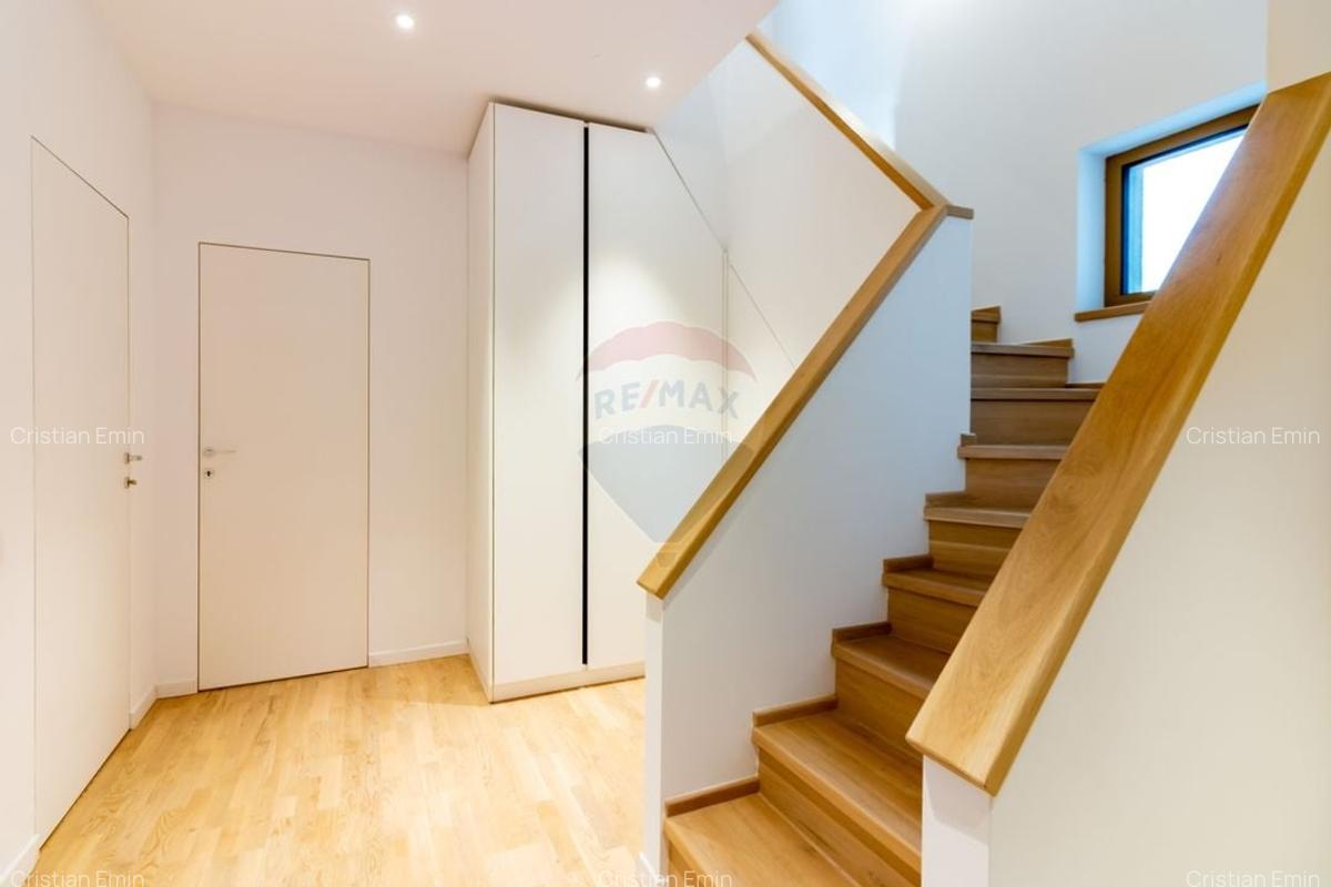 Apartament cu 4 camere semidecomandat, mobilat în Eminescu - 13