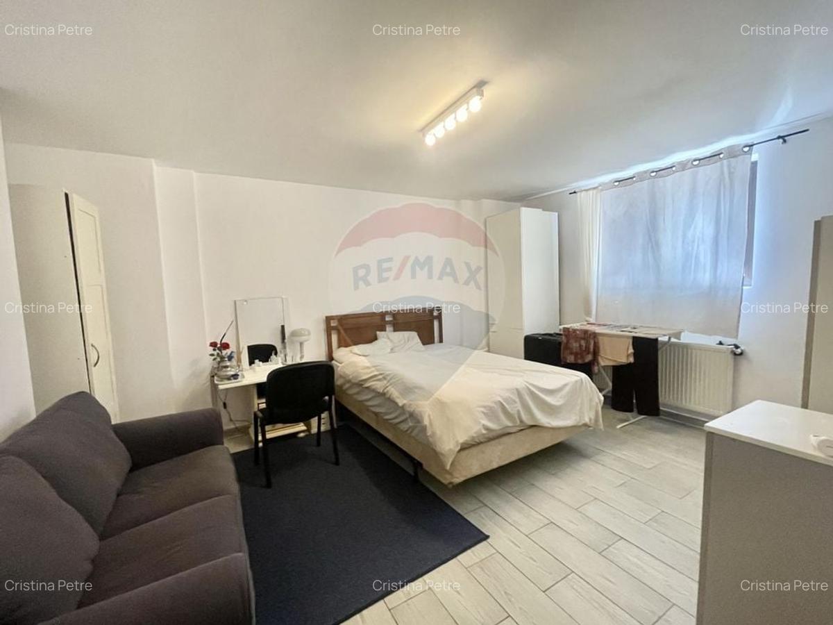 Apartament de vanzare in zona Capitale - 2