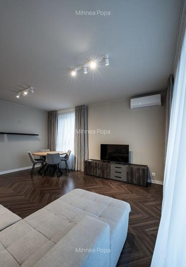 3 camere de inchiriat | BANEASA | Vedere la PADURE - 1