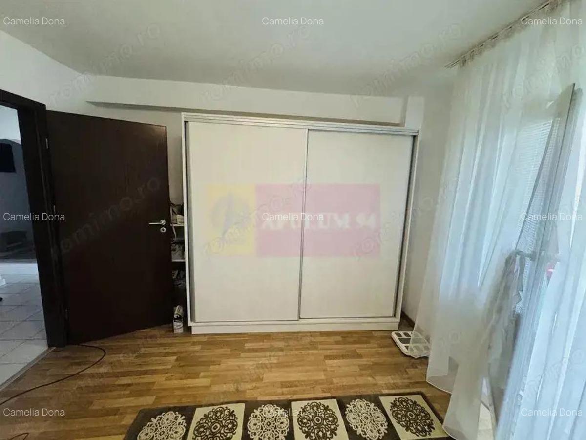 Vanzare apartament de 3 camere Tineretului-Pasaj - 3
