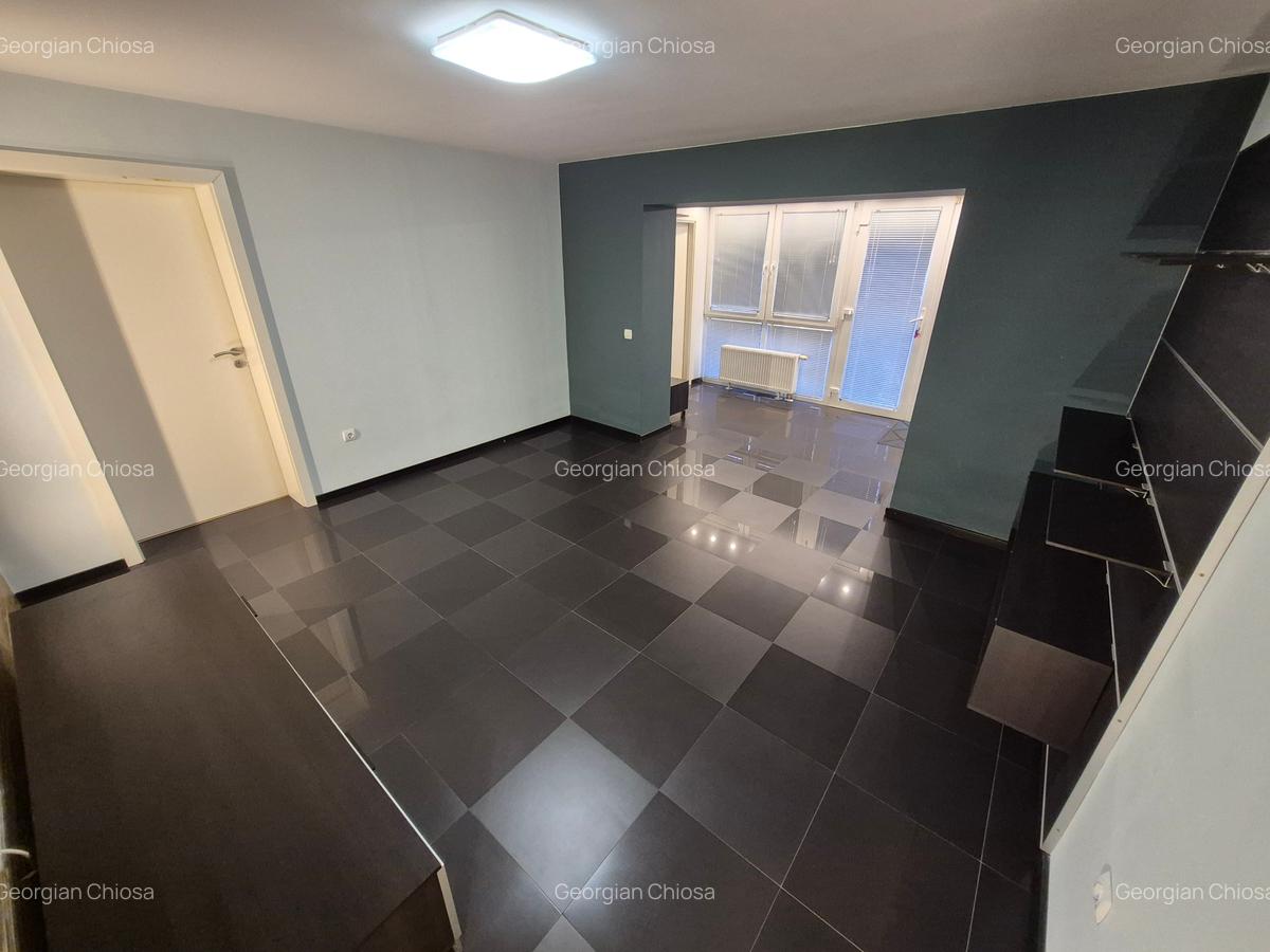 2 Cam-Aradului- 1 Min Iulius Town-68 MP--Balcon-Parter-Centrala--110.000 Euro ! - 6