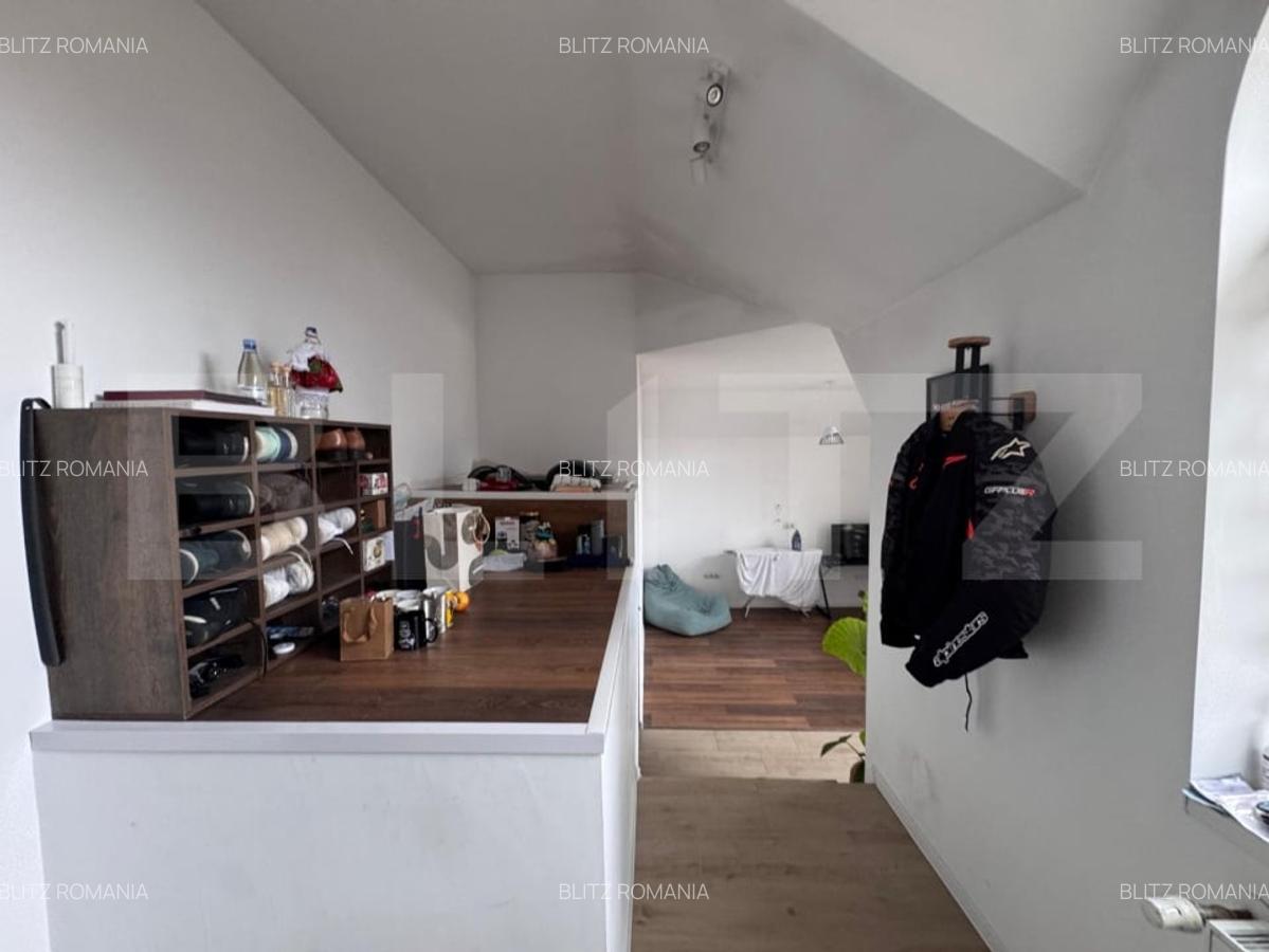 Casa spatioana de 361 mp utili, regim D+P+M, teren de 1366 mp , Dambu Rotund - 15