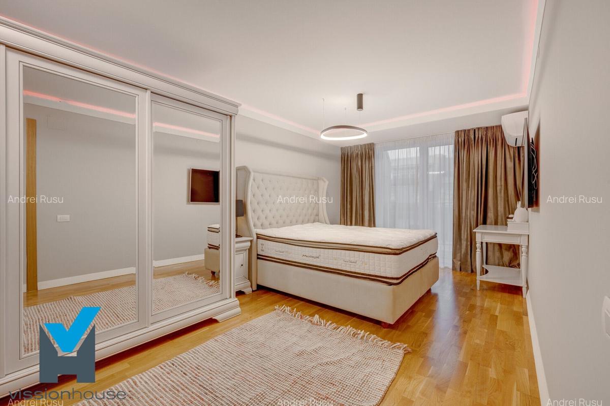 Inchiriere triplex | vedere panoramica Unirii - Incity |2 Locuri parcare - 23