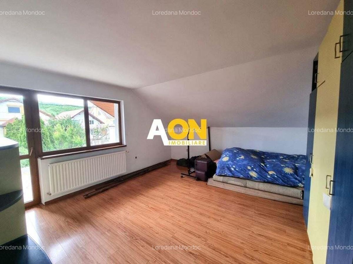 De vanzare casa 6 camere, S+P+M, 900mp teren, Cetate - 11