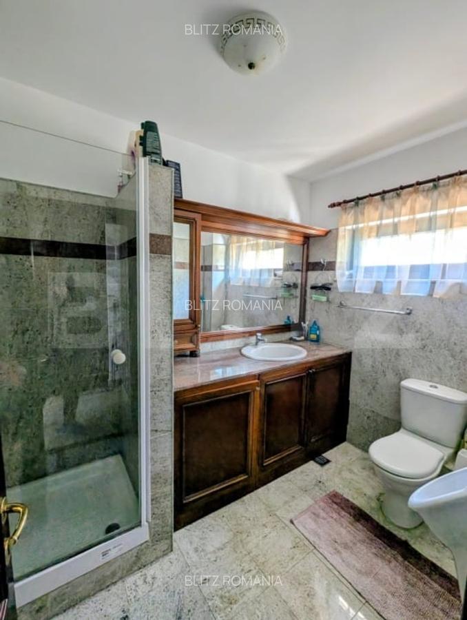 Resedinta de lux in Bucium cu teren generos - finisaje premium - 8