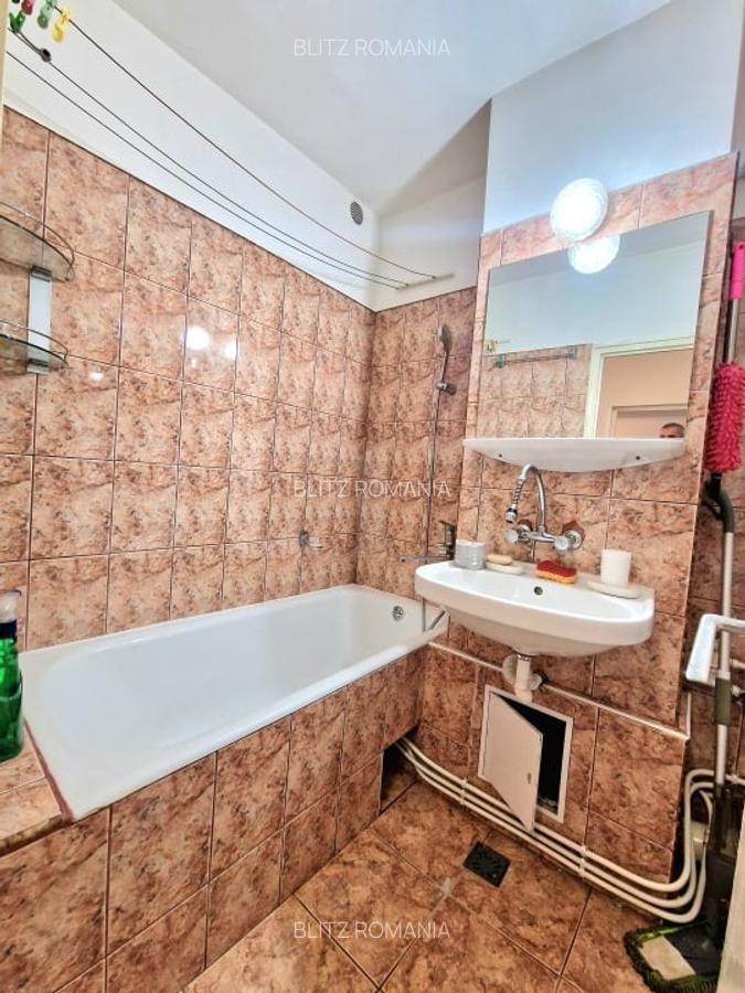 Apartament cu 1 camera decomandata, etajul 3, balcon, Calea Floresti - 8