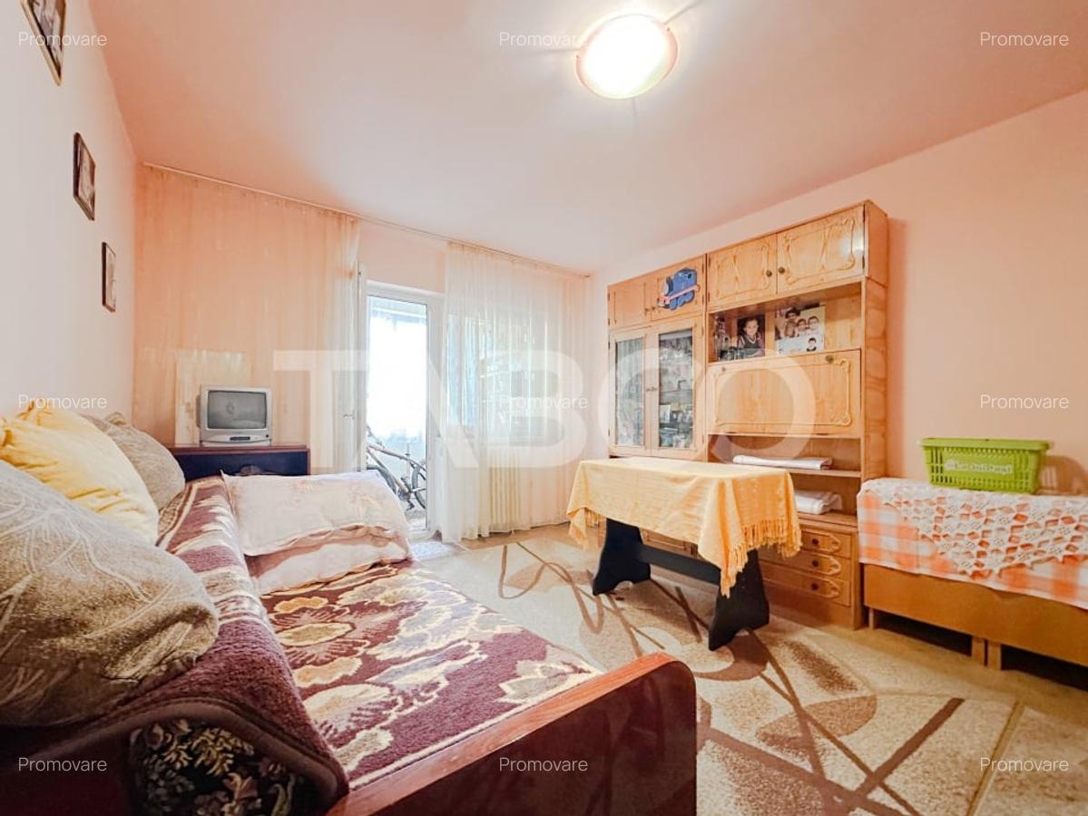 De vanzare apartament cu 2 camere decomandat in cartierul Manastur - 2