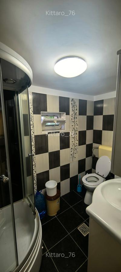 Casa Breaza , situata in zona de deal ,in mijlocul naturii ,spectacol de lumini - 8