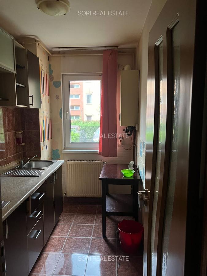 Apartament 2 camere, str. Lamaitei - 8