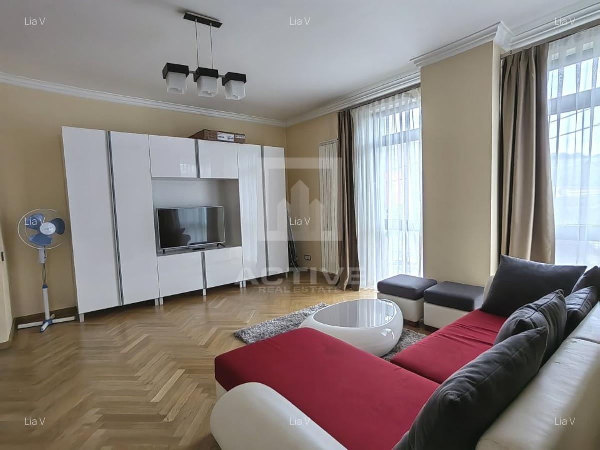 Apartament cu 2 camere - zona Platinia - 2