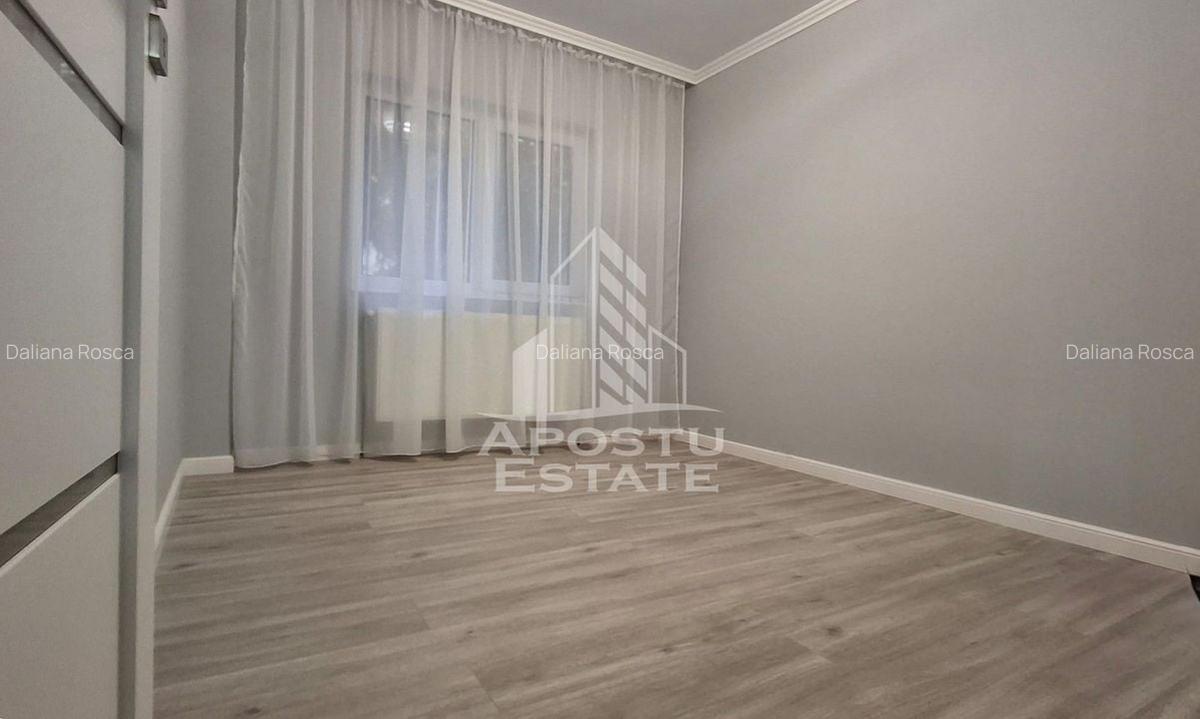 Apartament 3 camere, decomandat, parter zona 300 - 14