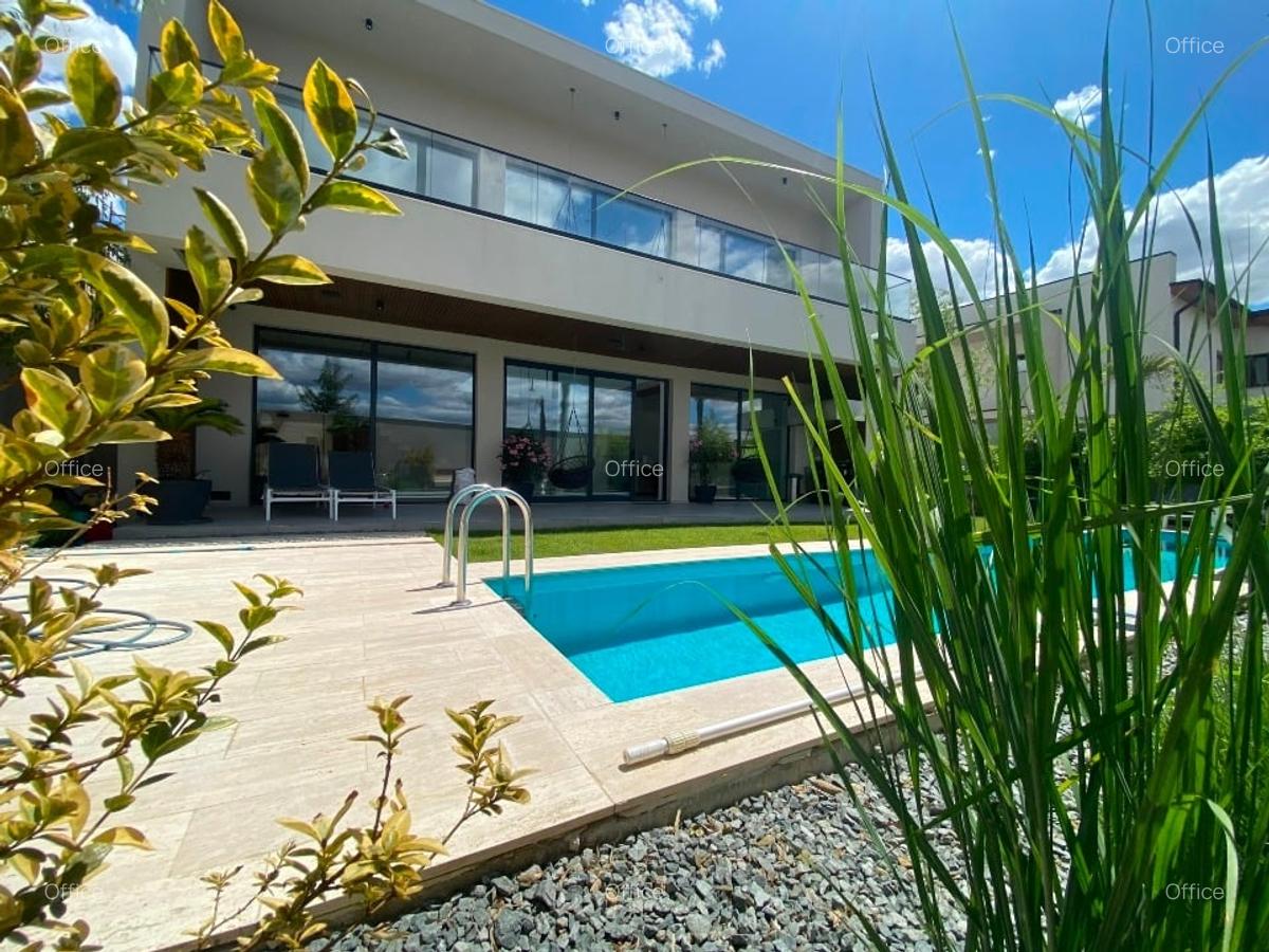 Vila Smart & Autosustenabilă din Beton Monolit – Piscină & Buncăr – Corbeanca - 1