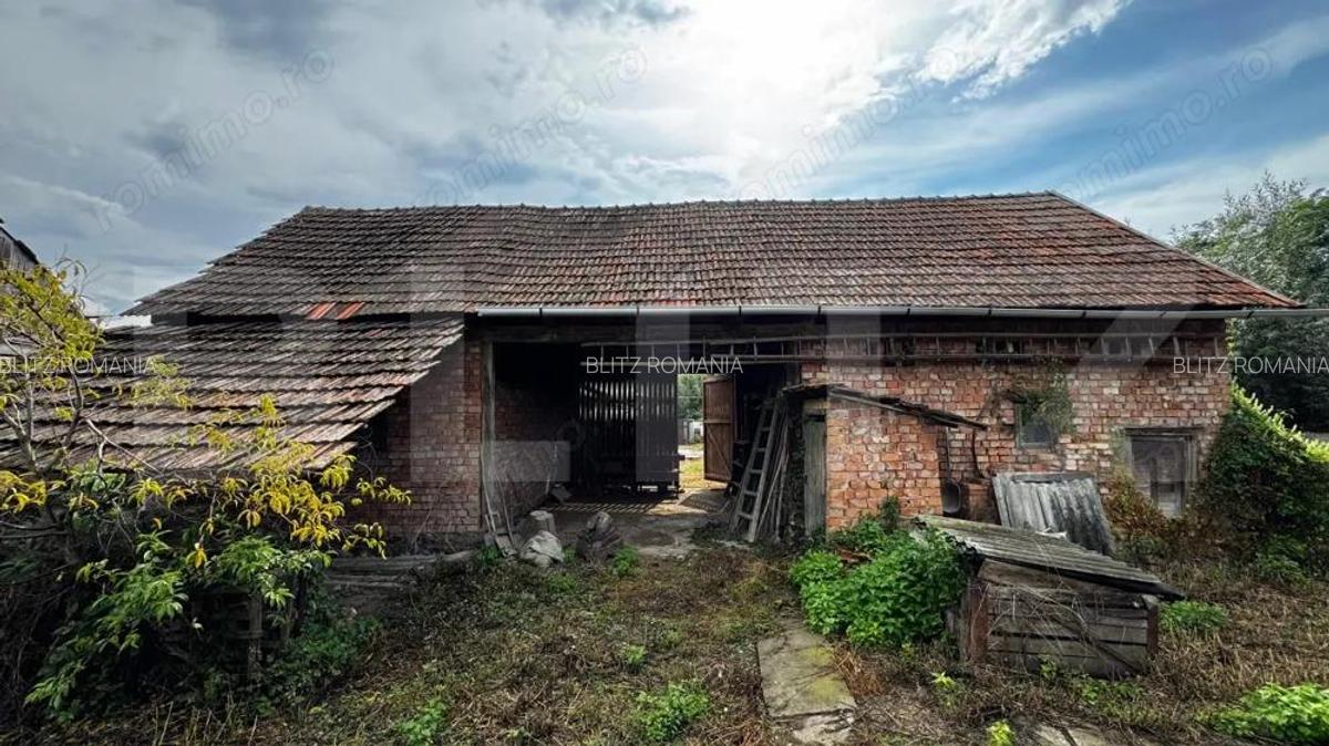Casa cu 3 camere, 1810 mp teren, Benic - comuna Galda - 11