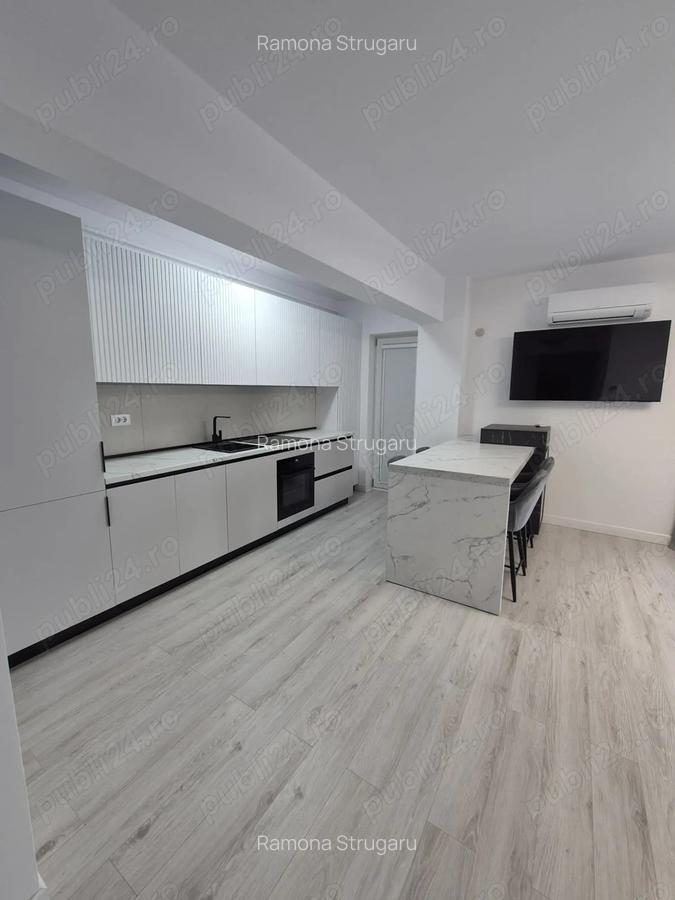 Vanzare apartament cu vedere spre lac - 11