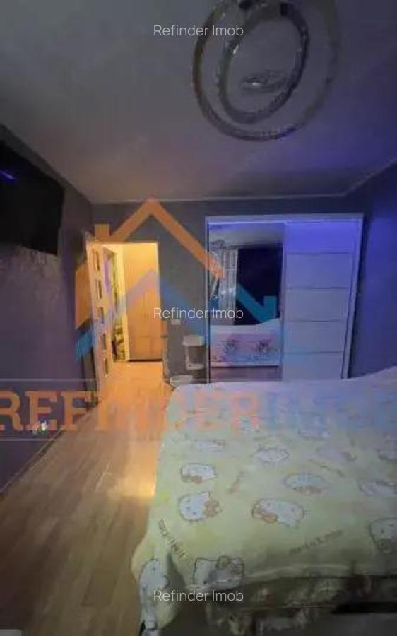 Vanzare apartament 3 camere, zona Parc Sebastian sector 5 - 7