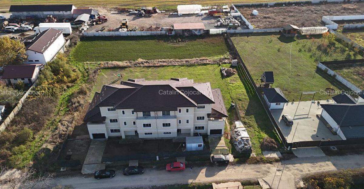 Case cu suflet 455 mp utili + teren 1.000 mp Balace... - 9