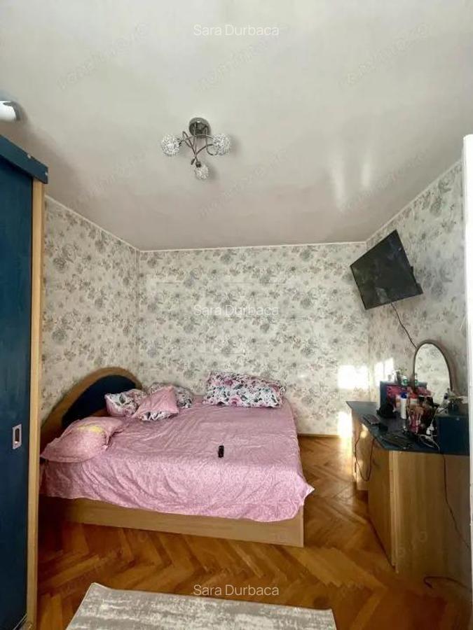 Apartament luminos 3 cam. Calea Giule?ti - 2 Apartament luminos 3 cam. Calea Giule?ti - 2