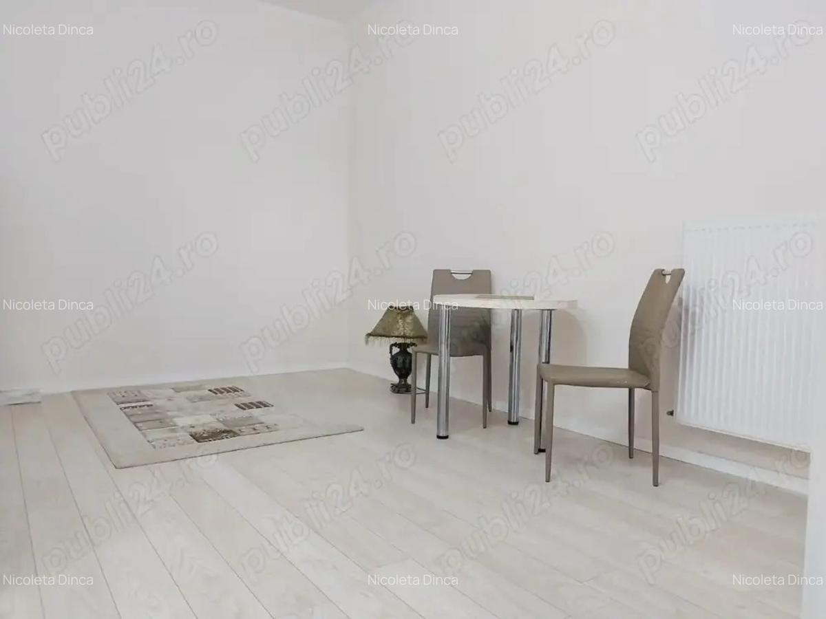 Vand apartament cu 3 camere - 1