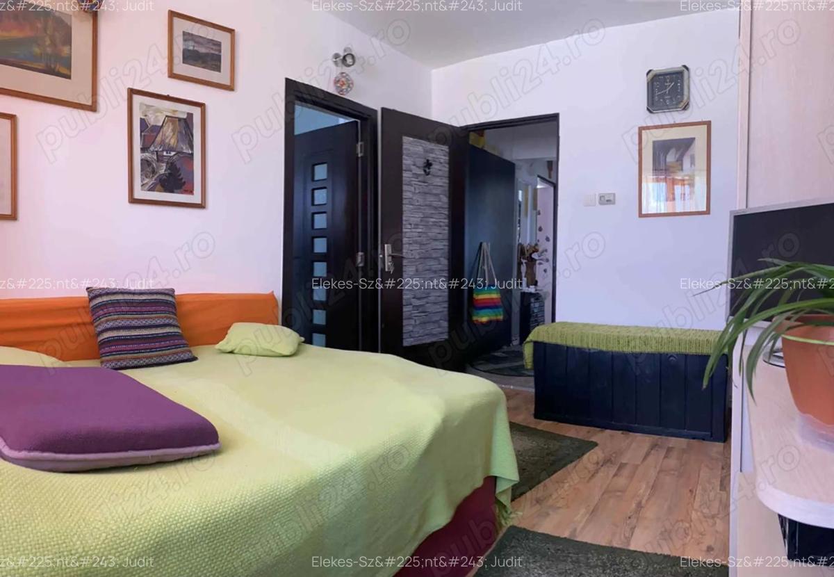 Apartament de vanzare 3camere - 4