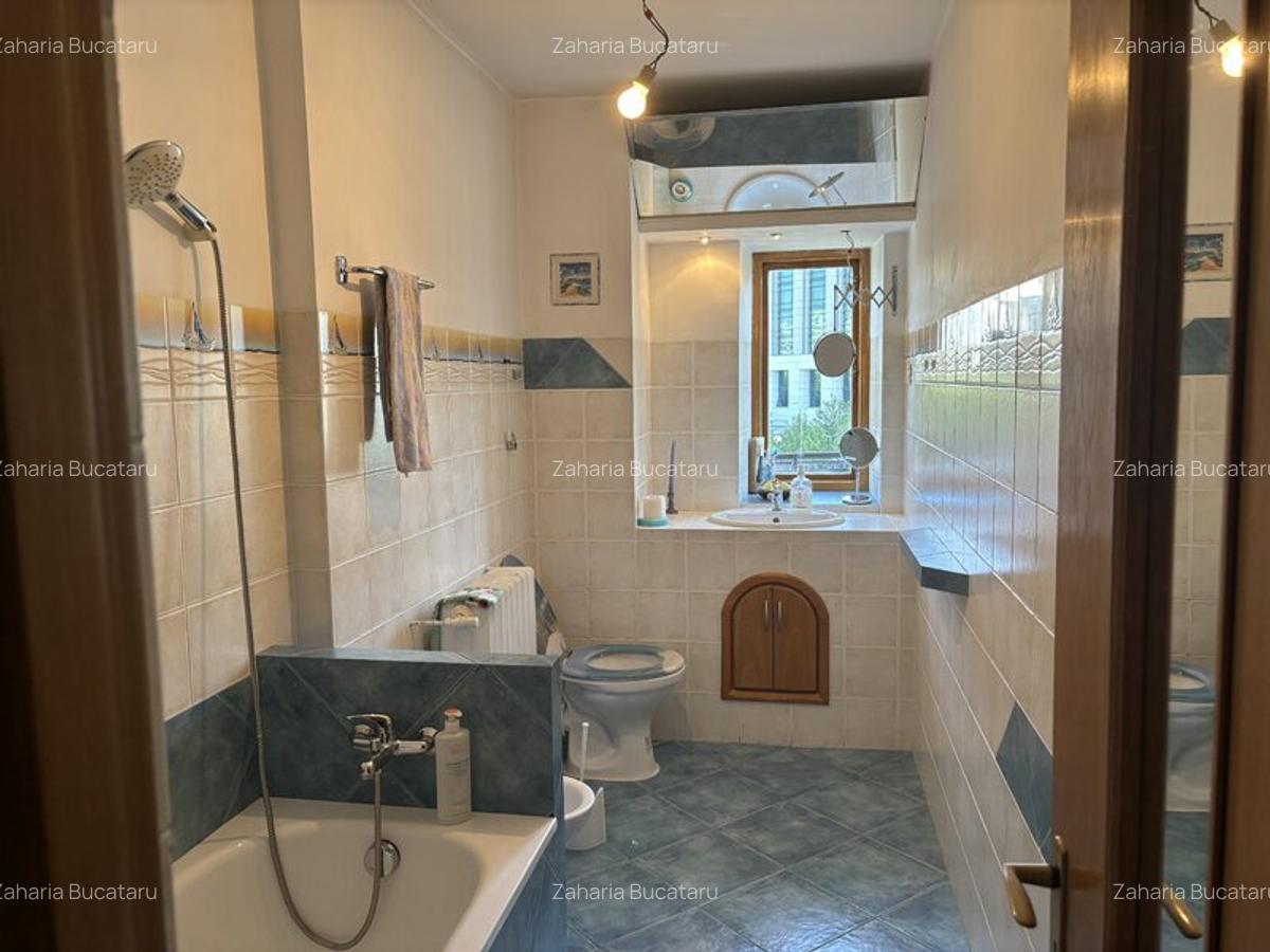 SUPERB !!! Blvd. Unirii, ap. doua camere! - 1 SUPERB !!! Blvd. Unirii, ap. doua camere! - 1