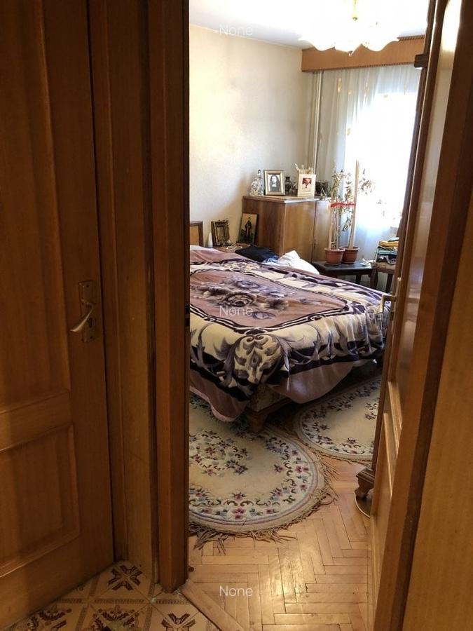Apartament cu 3 camere decomandat, mobilat în Virtuții - 12