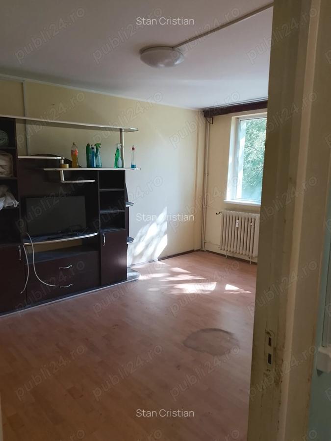 Vand apartament 4 camere Drumul Taberei - 1 Vand apartament 4 camere Drumul Taberei - 1