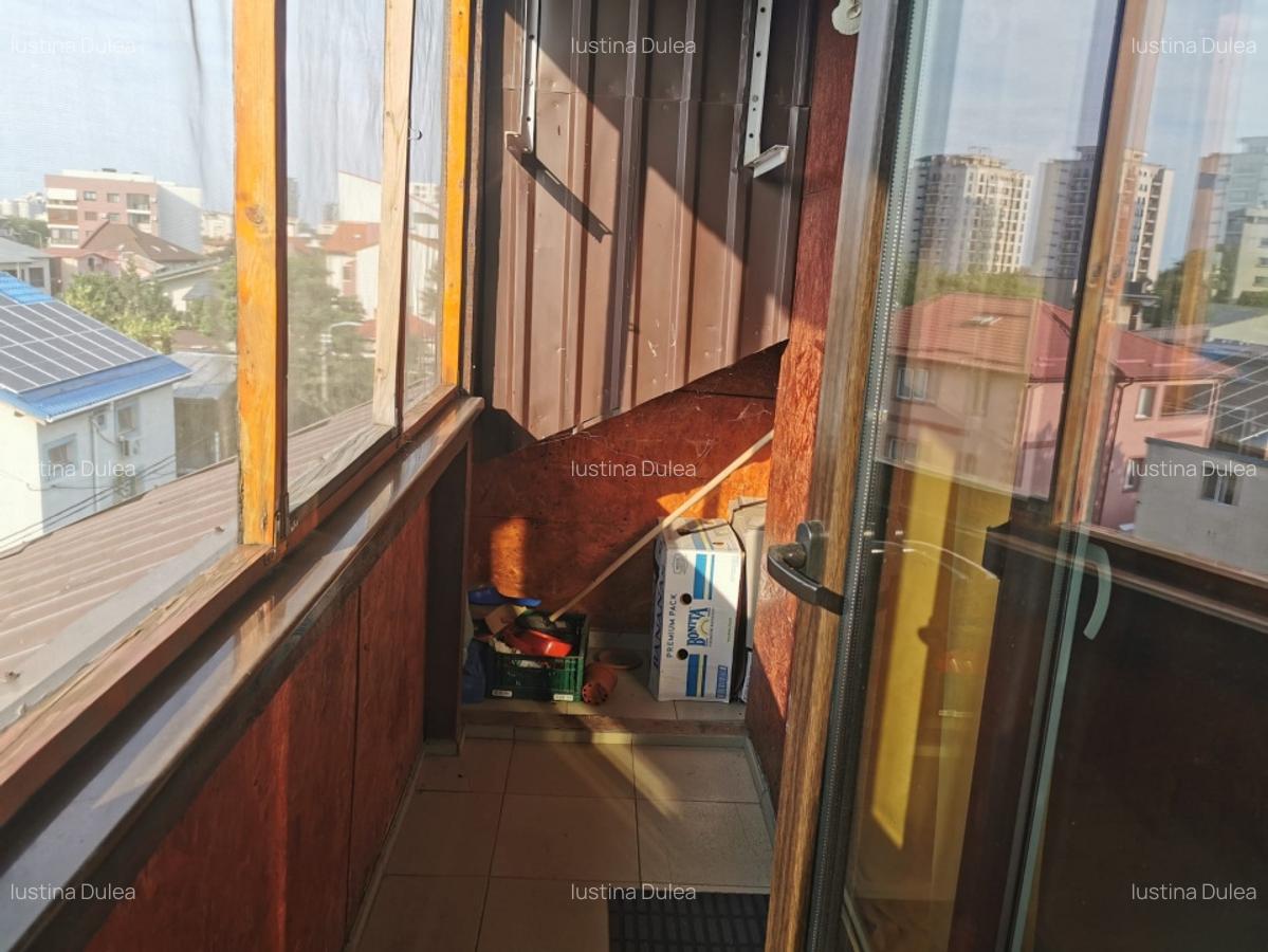 Mansarda de vila, 45 mp - metrou si parc la 2 minute! - 9