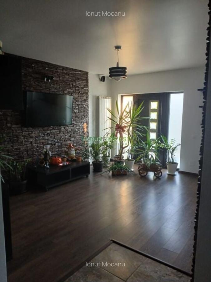 De vanzare casa P+1 cu teren 1000 mp  Comuna Berceni - 21