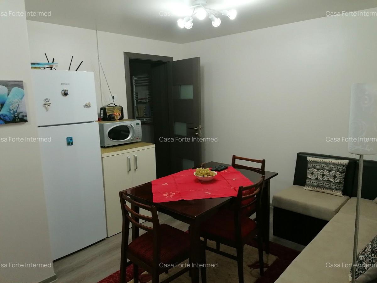 Casa de inchiriat Bulevardul Mamaia zona Delfinariu  900 euro - 4