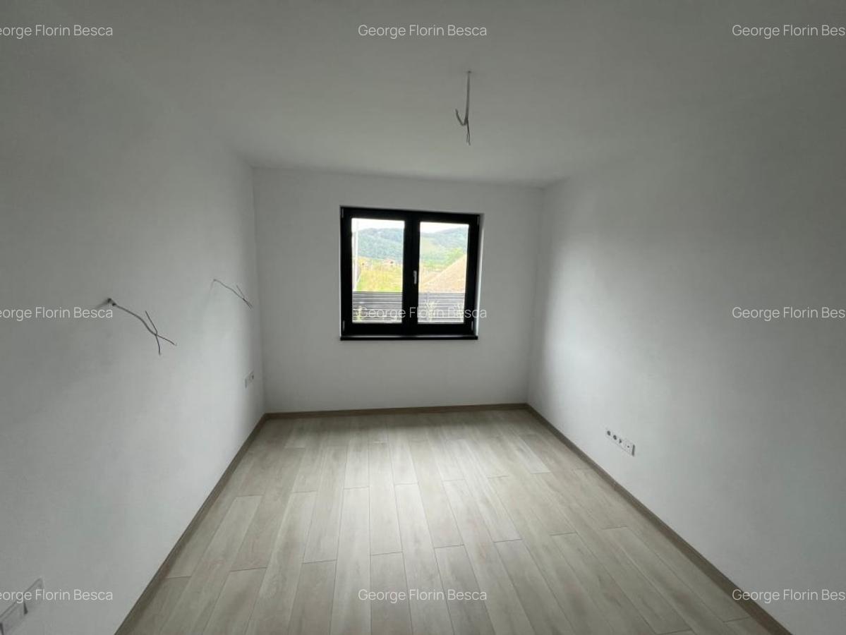 Apartament 2 camere cu gradina proprie Sanpetru - 5