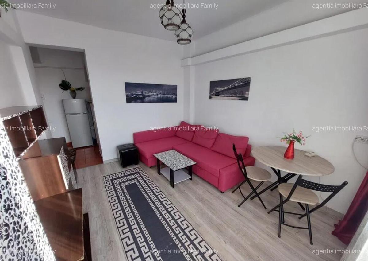 Apartament cu 2 Camere Decomandate Zona Zamca - 1