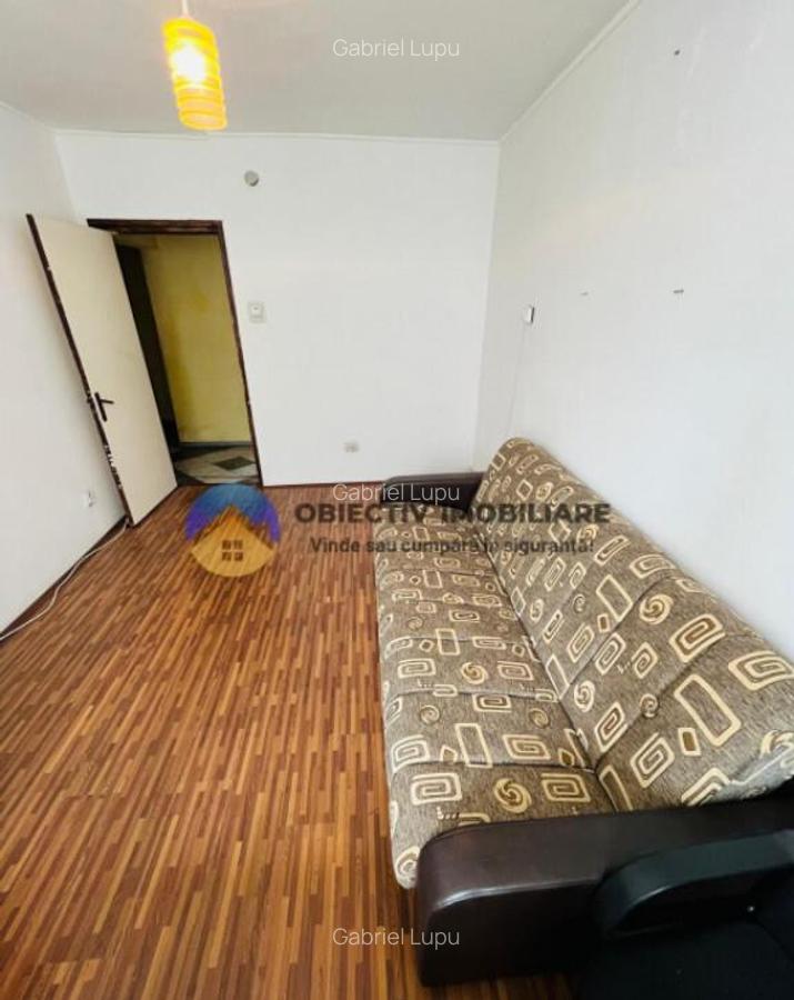 Apartament 3 camere de vanzare Str. Constantin Matase, - 1