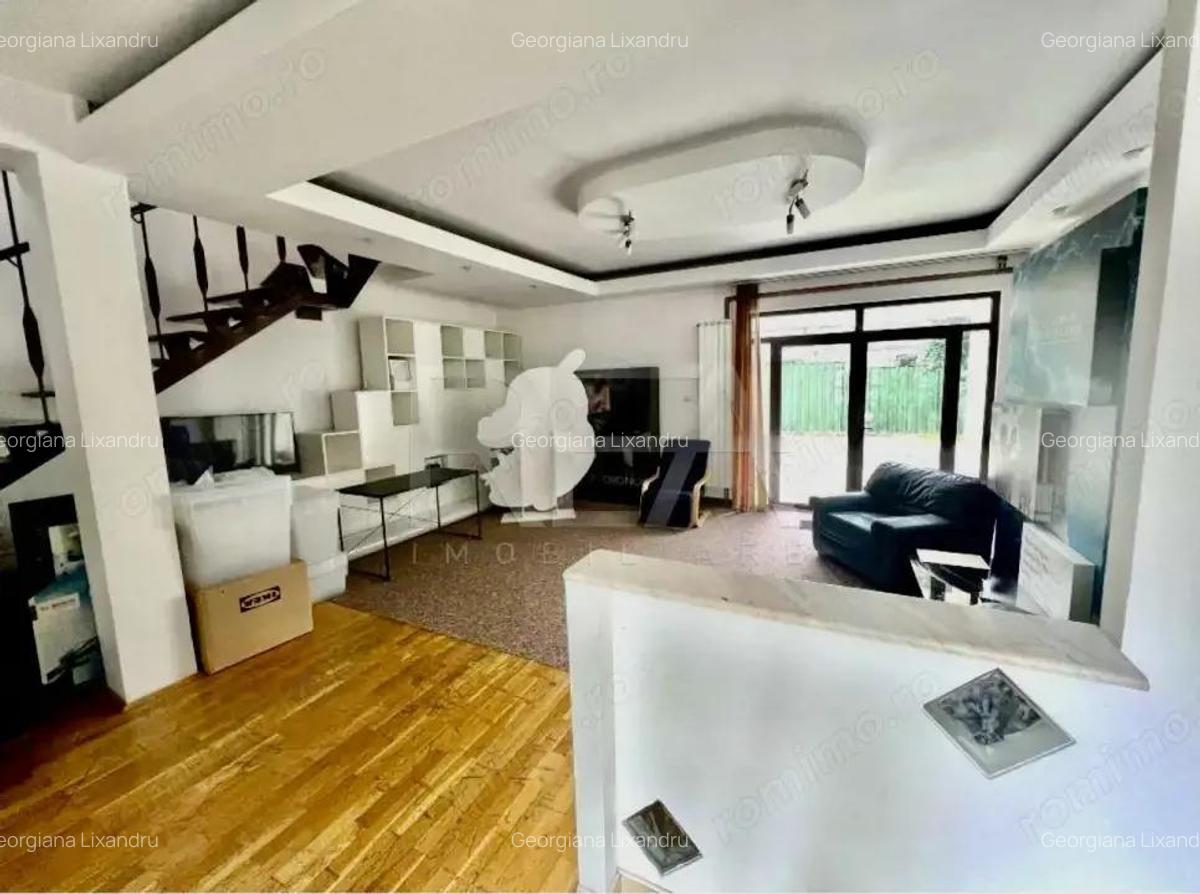Vila 6 camere, Titulescu, Curte ?i zona de relaxare Metrou la 7 minute - 2