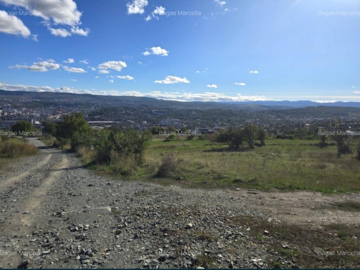 Vând teren extravilan în cartierul Dâmbul Rotund, în zona străzii Colonia Breaza - 2