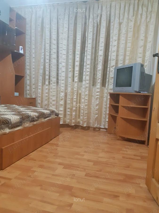 De vinzare Garsoniera zona Paco Gara - 4