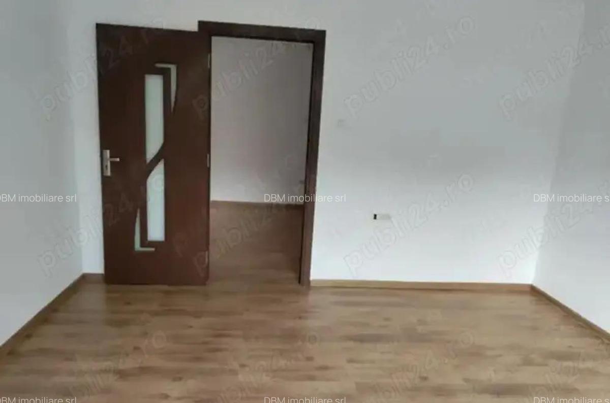 De inchiriat casa nemobilata zona Lipovei - 7