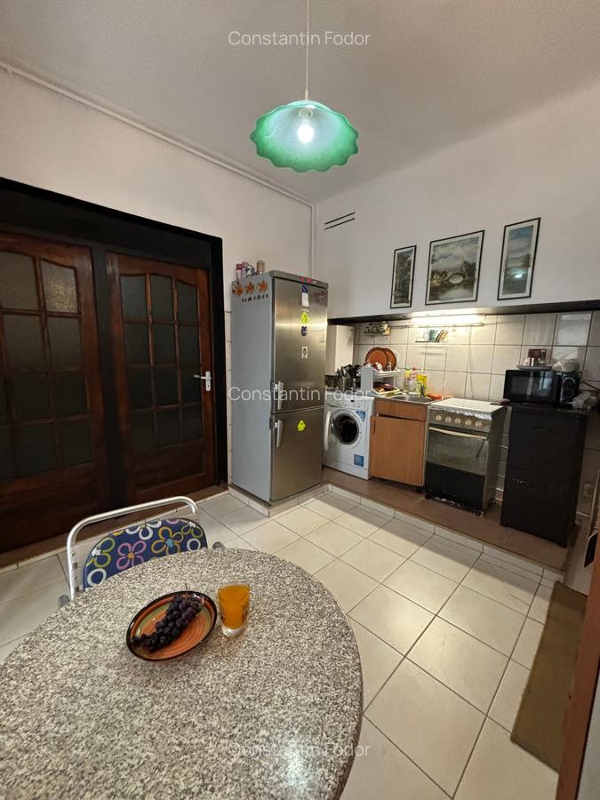 Apartament cu 3 camere decomandat, mobilat în Centrul Istoric - 8
