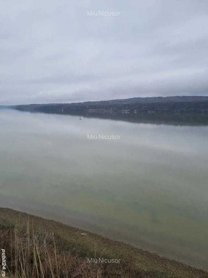 Vand casa aproape de dunare - 6