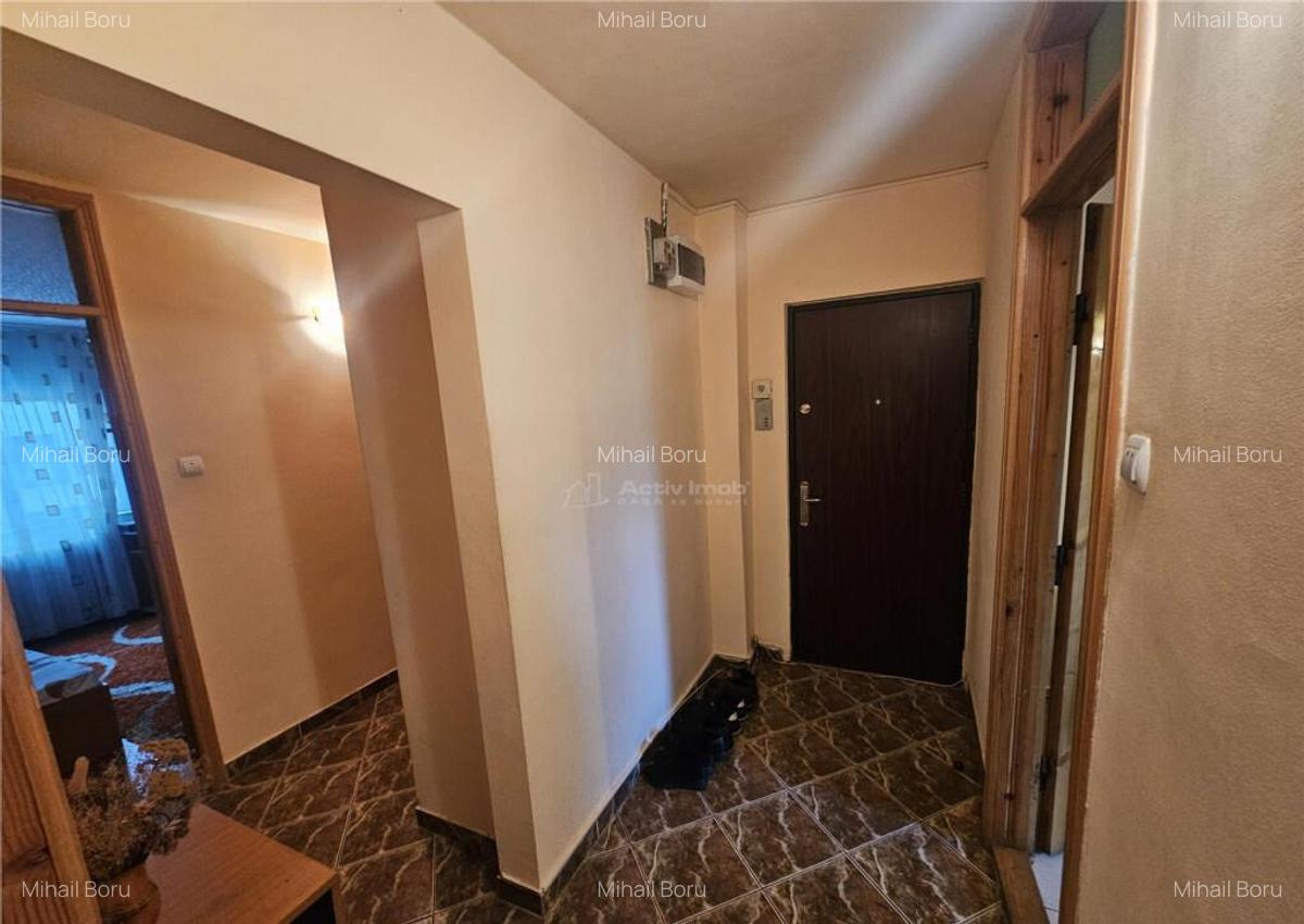 Resita, 4 Cam. Dec., Mobilat Utilat, Et. 2, Micro 4 - 11
