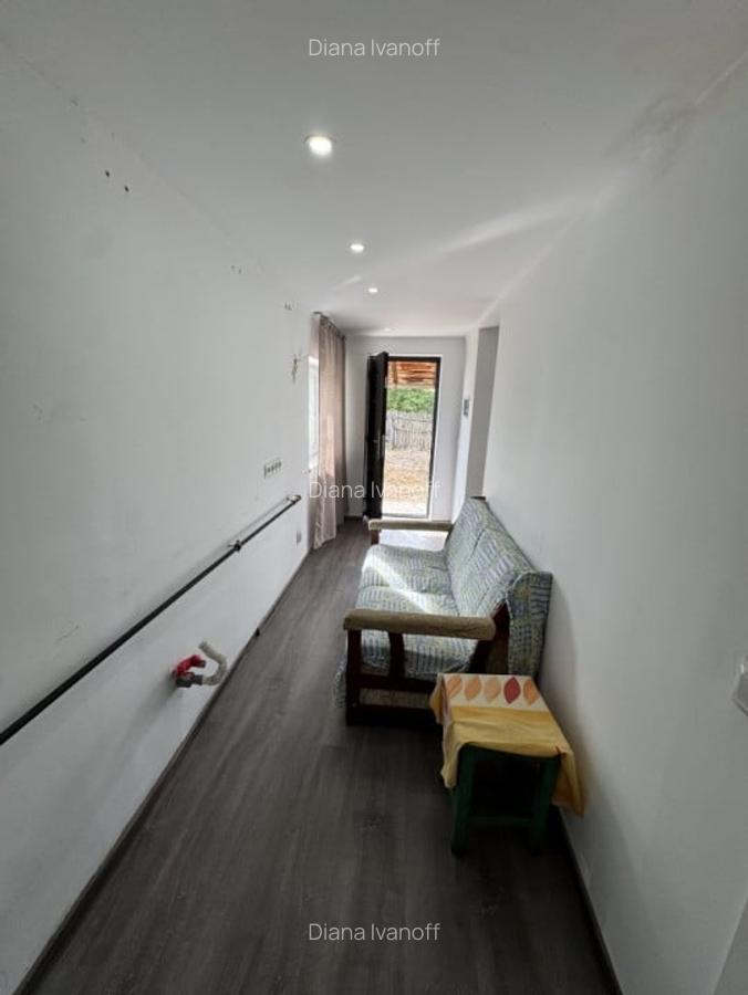 Casa din caramida cu teren 4185 mp in Comuna Manesti - 6