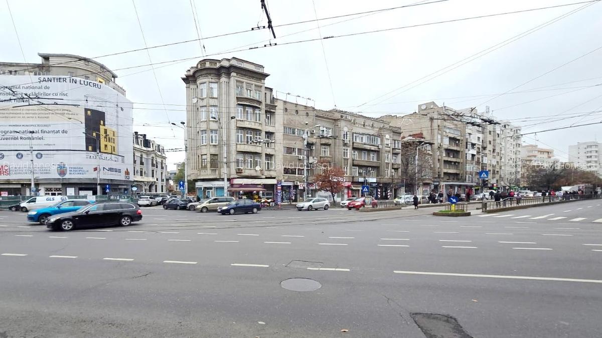 Spatiu comercial vad intens, intersectie bulevarde, vizibilitate maxima - 14