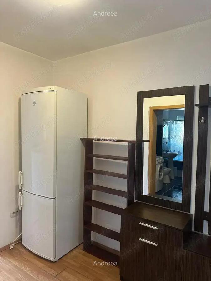 Apartament cu 2 camere decomandat centrala proprie Zona Dambovita Shopping City - 6