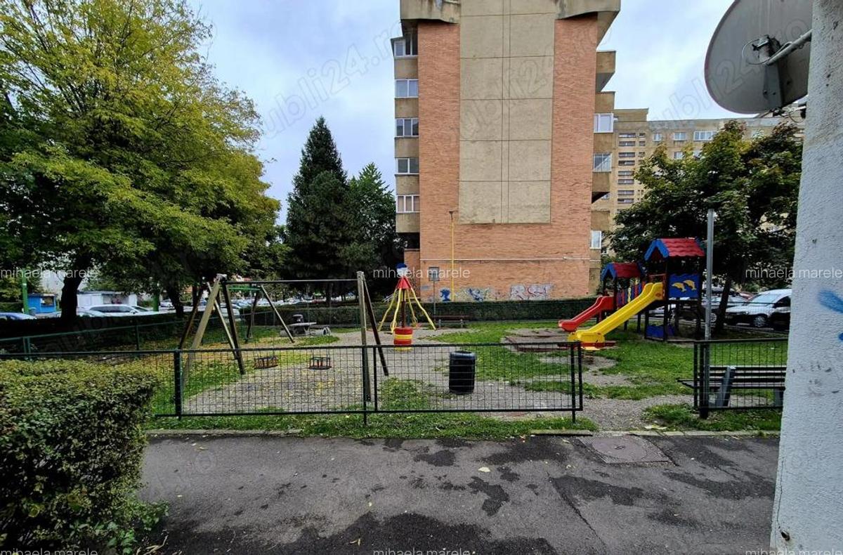 4 camere de inchiriat, Zizinului, recent renovat, decomandat - 1