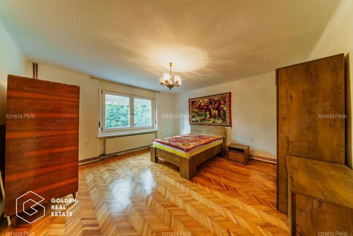 Vila superba, P+E, Cuvin, 9 camere, 200 mp si teren 1300 mp plus anexa 3 camere - 13