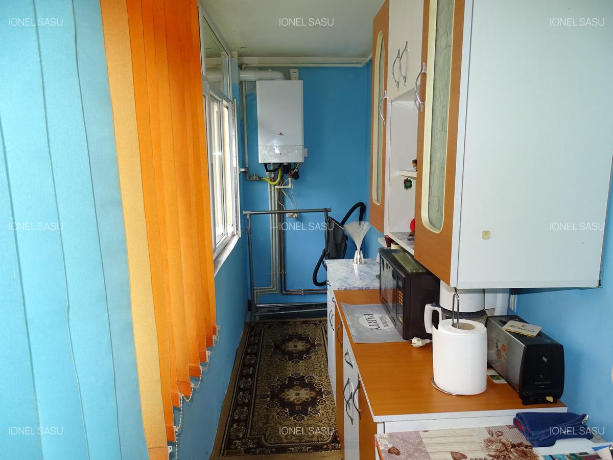 De vanzare garsoniera zona Astra cu balcon - 4