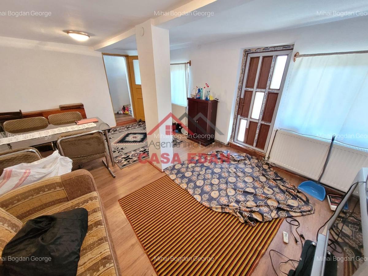 Casă cu 3 camere în Central - 5