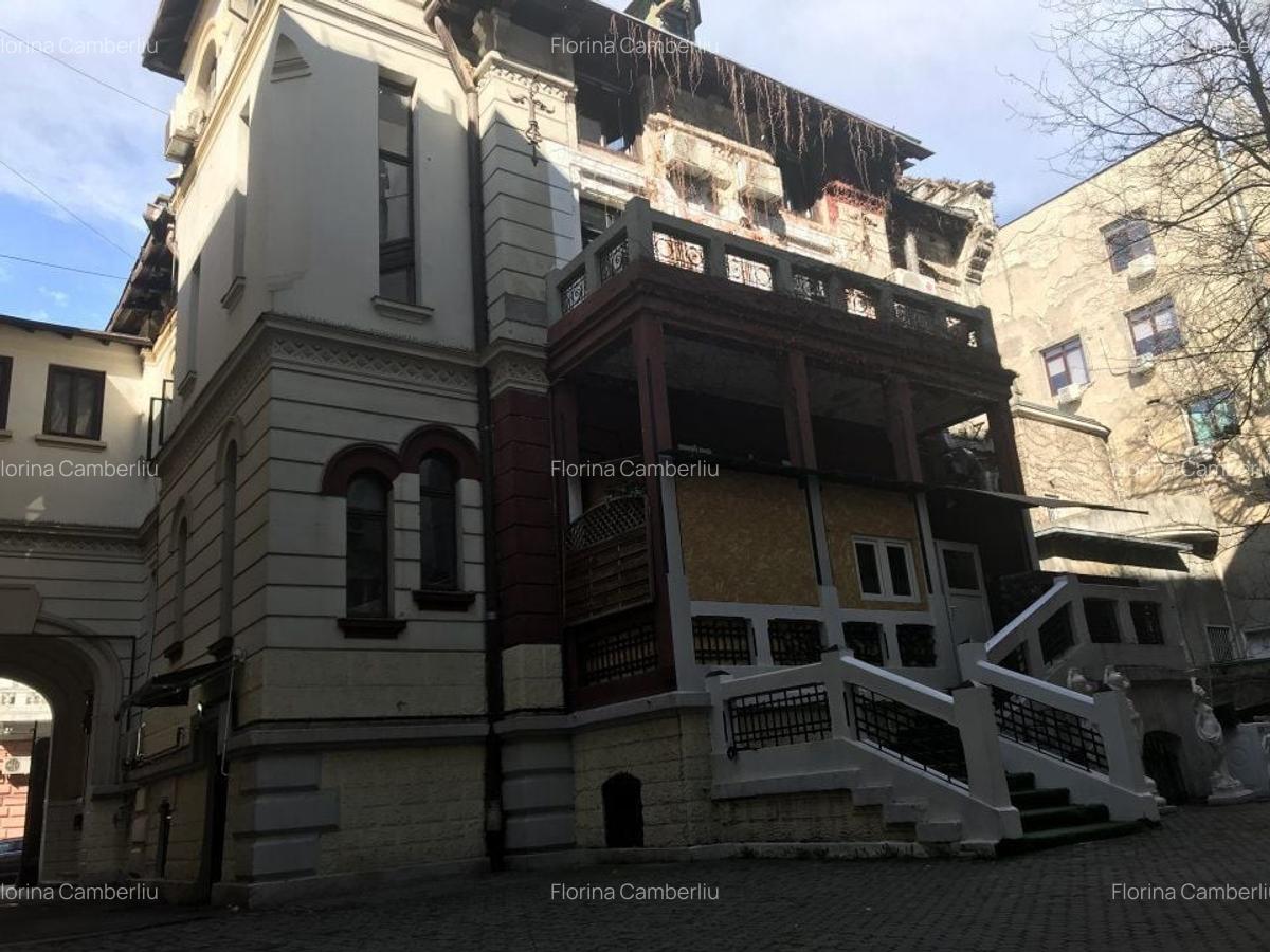 Romana,  S+D+P+1+M, vila cu arhitectura deosebita - 3