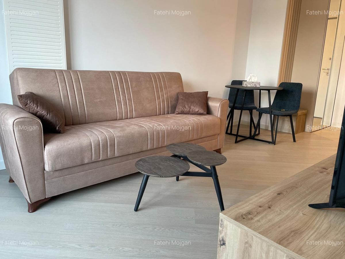 Cortina North, Studio Dublu, Faza 3 - 1 Cortina North, Studio Dublu, Faza 3 - 1